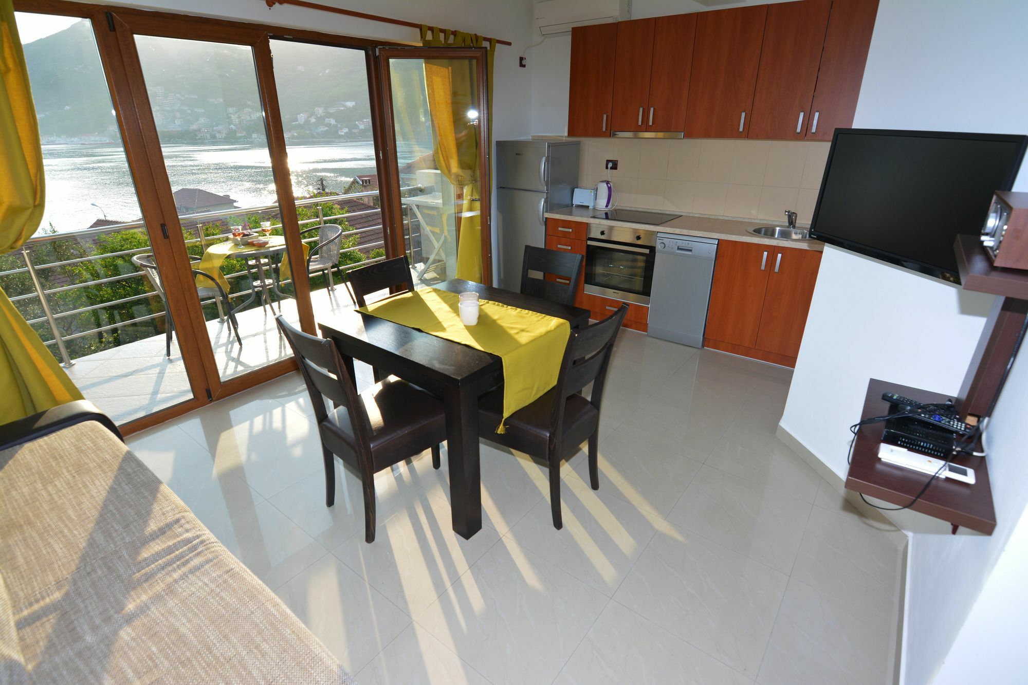 Tale House Montenegro Tivat Kültér fotó